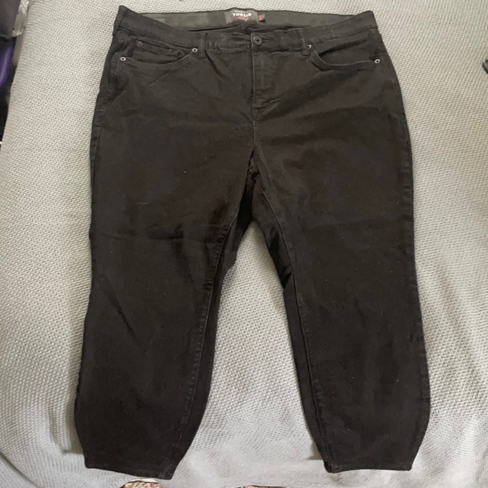 Black sky high skinny